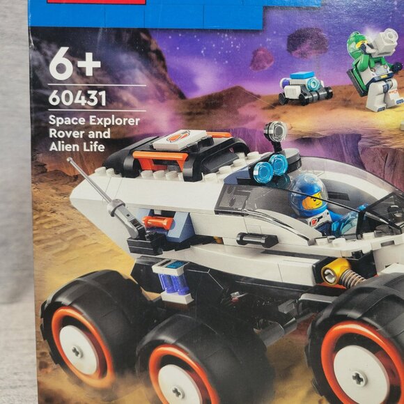 Lego City Space Explorer Rover and Alien Life 60431 - Picture 2 of 9